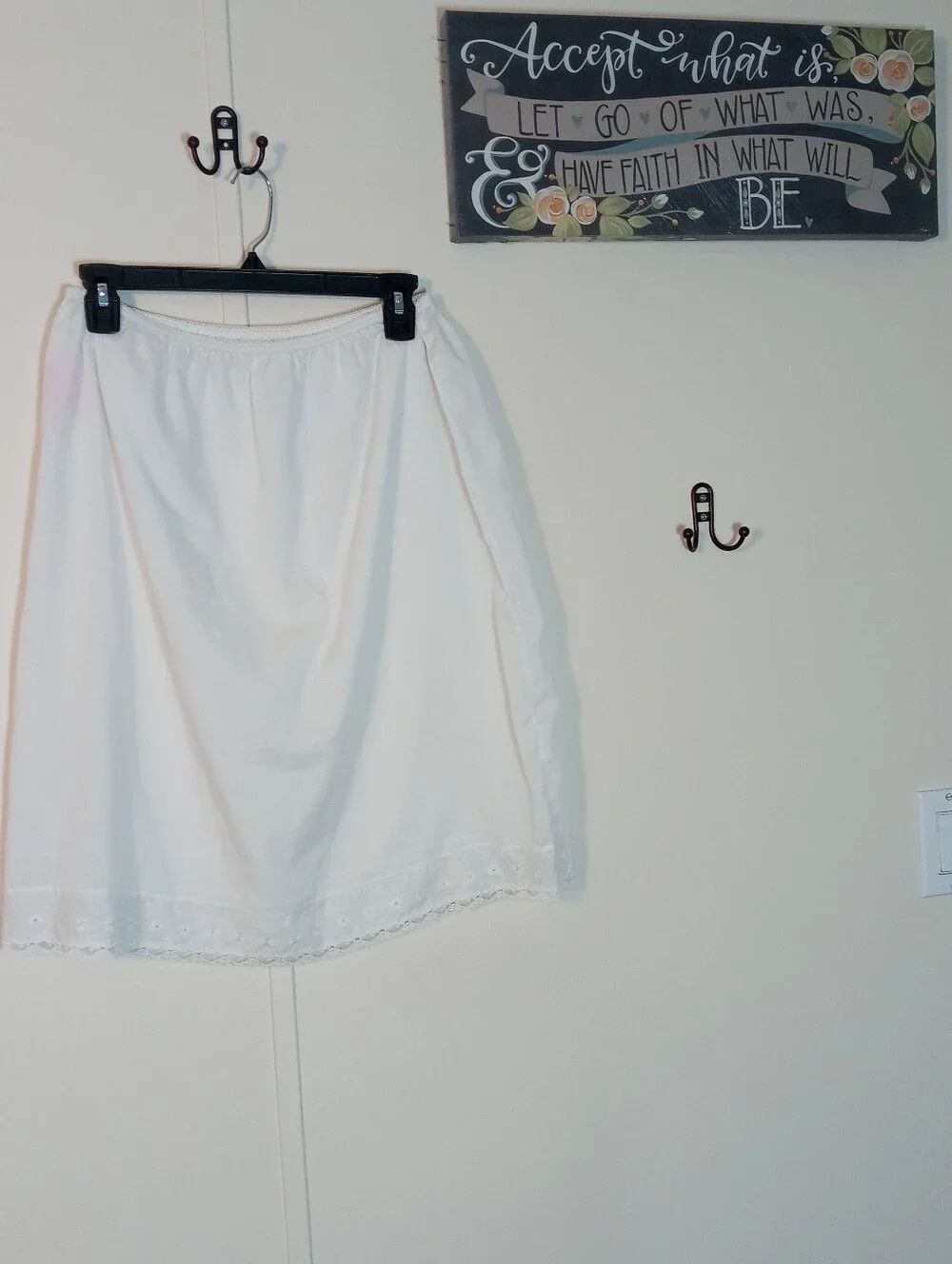 Feminine XL White With Gorgeous bottom Vintage Lace Half Slip